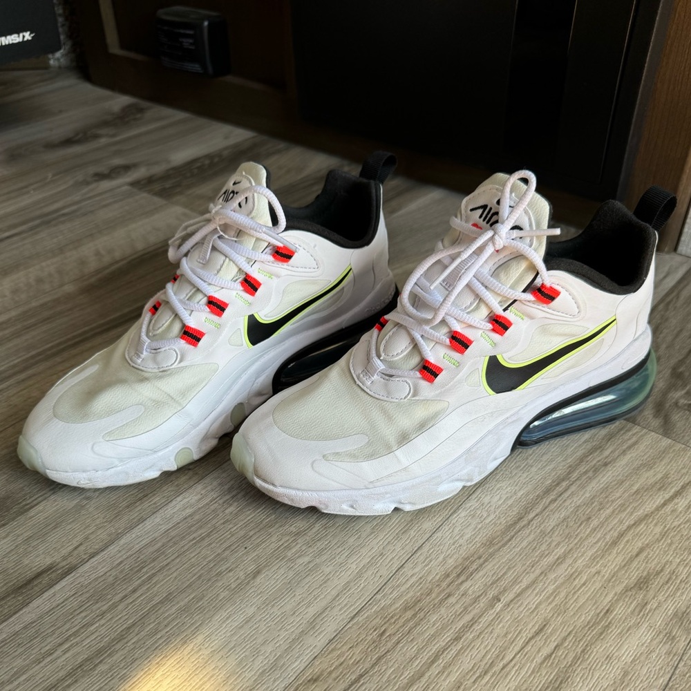 Nike Air Max 270 React